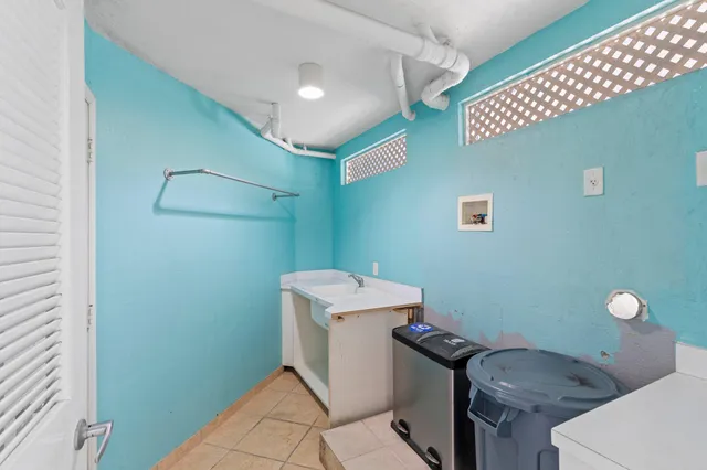 $1,685,000 | 43 Seaside S Court, Key West, FL 33040