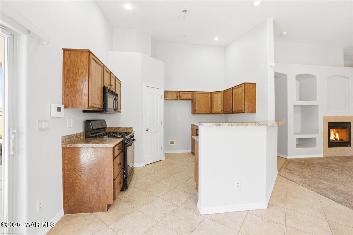 6596 Farmstead Road Prescott Valley, AZ 86314 - Photo 11 of 54 Kitchen