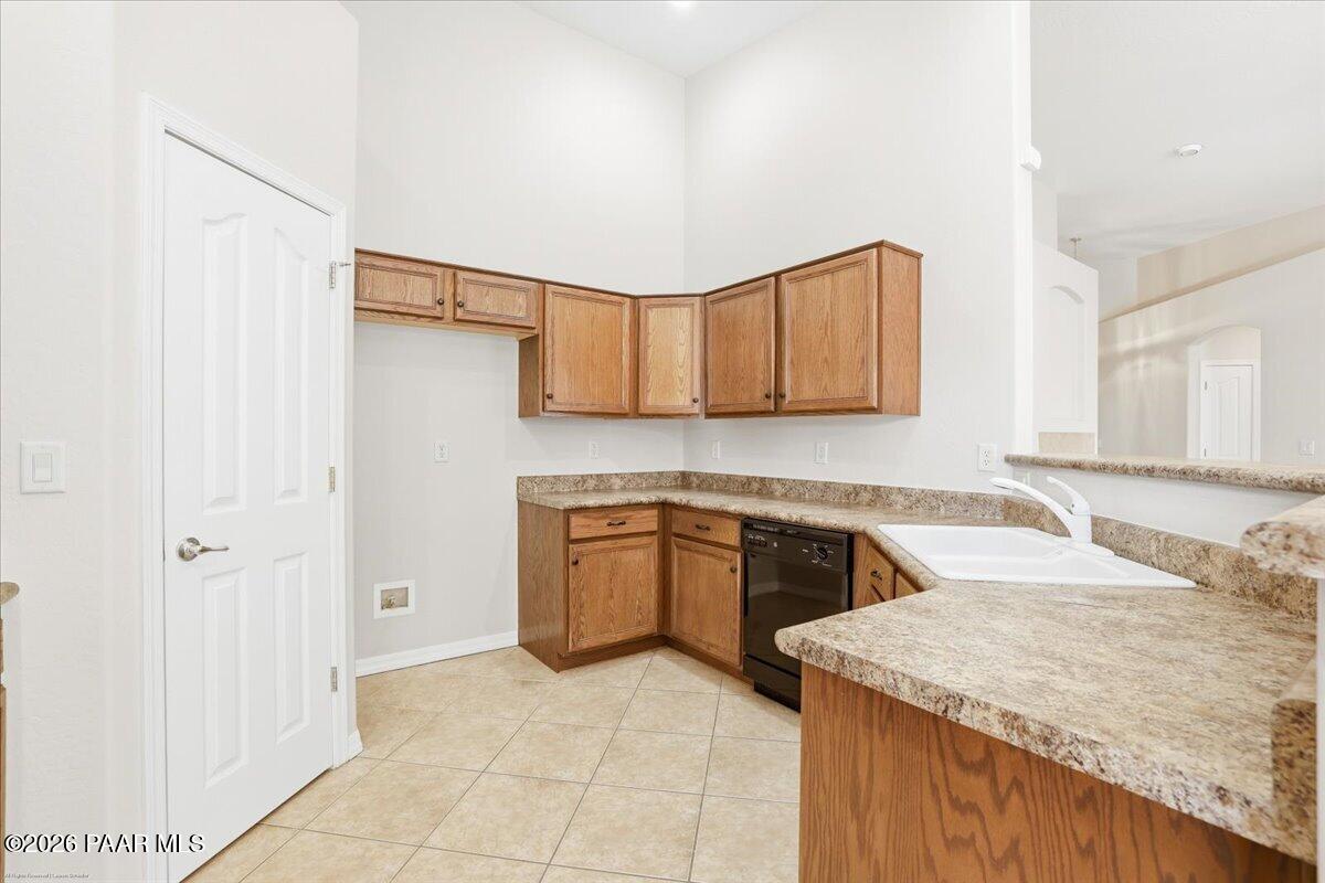 6596 Farmstead Road Prescott Valley, AZ 86314 - Photo 12 of 54 Kitchen