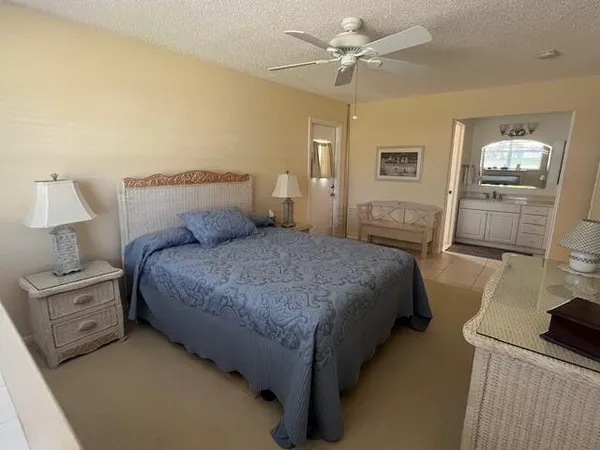 $190,000 | 910 South Drive, Unit A, Delray Beach, FL 33445