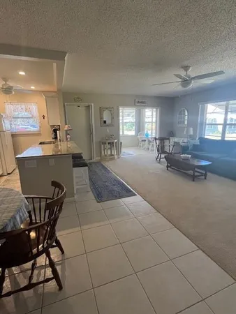 $190,000 | 910 South Drive, Unit A, Delray Beach, FL 33445