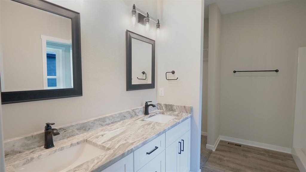 405 Ridge Orfordville, WI 53576 - Photo 4 of 6