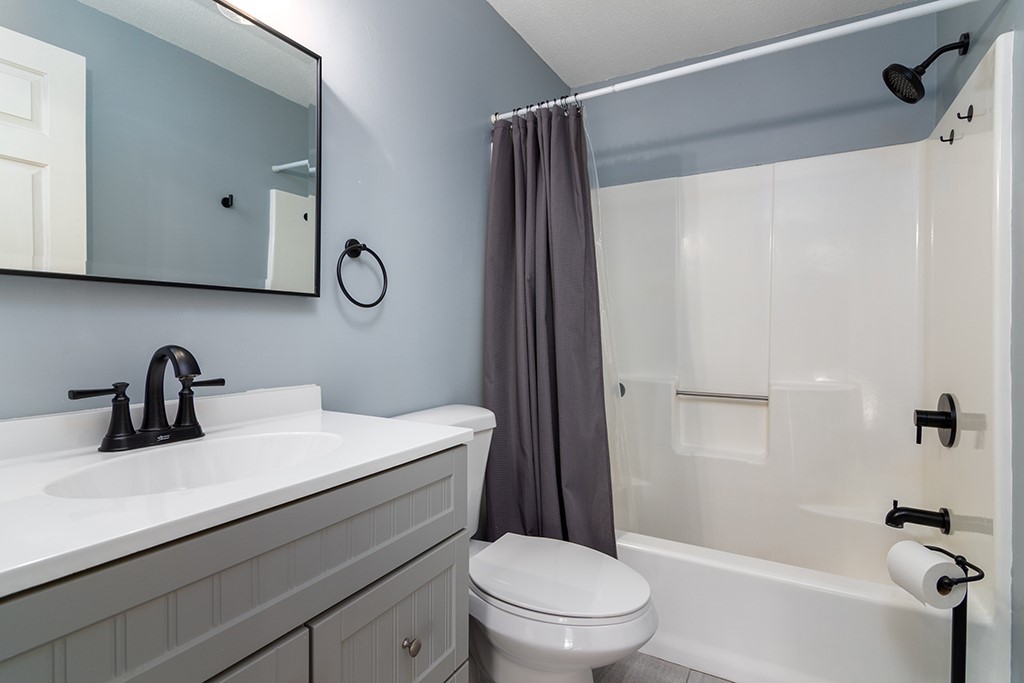 133 Fairway Drive Coventry, RI 02816 - Photo 15 of 24