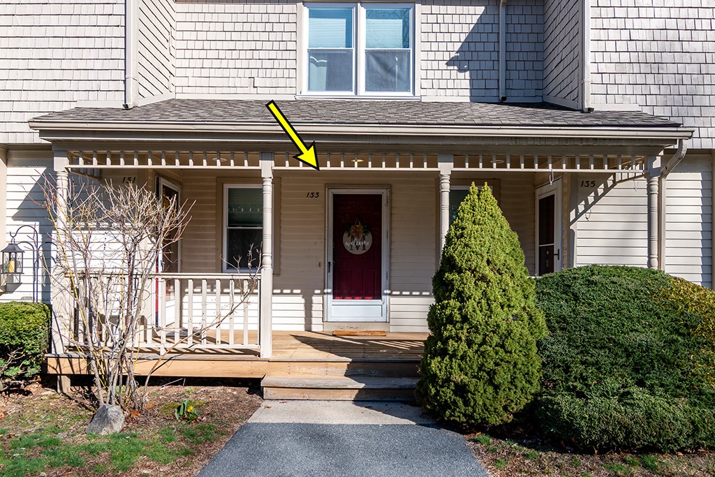 133 Fairway Drive Coventry, RI 02816 - Photo 3 of 24