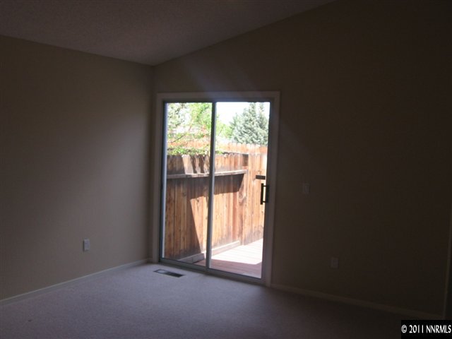 4592 Creekside Circle Reno, NV 89502 - Photo 5 of 7 Photo 5