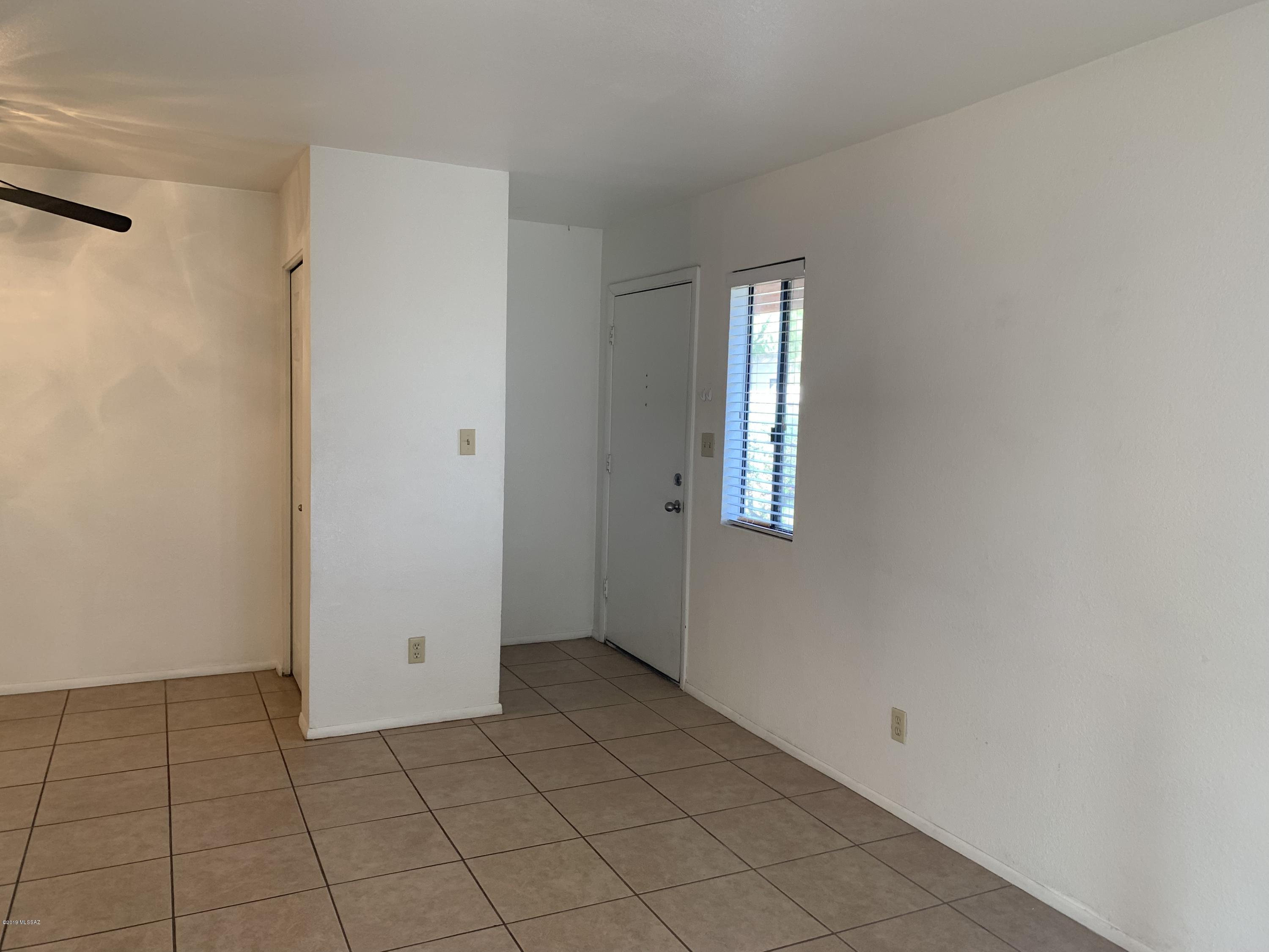 1745 East Glenn Street, Unit 101 Tucson, AZ 85719 - Photo 10 of 23
