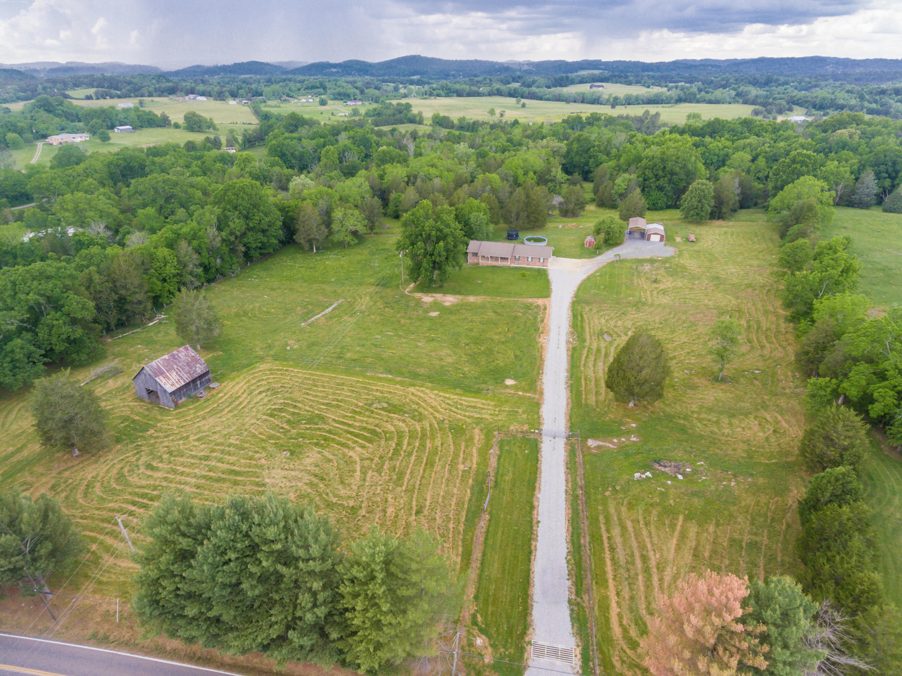 8709 East Emory Road Corryton, TN 37721 - Photo 1 of 25 8709E.EmoryRd-3