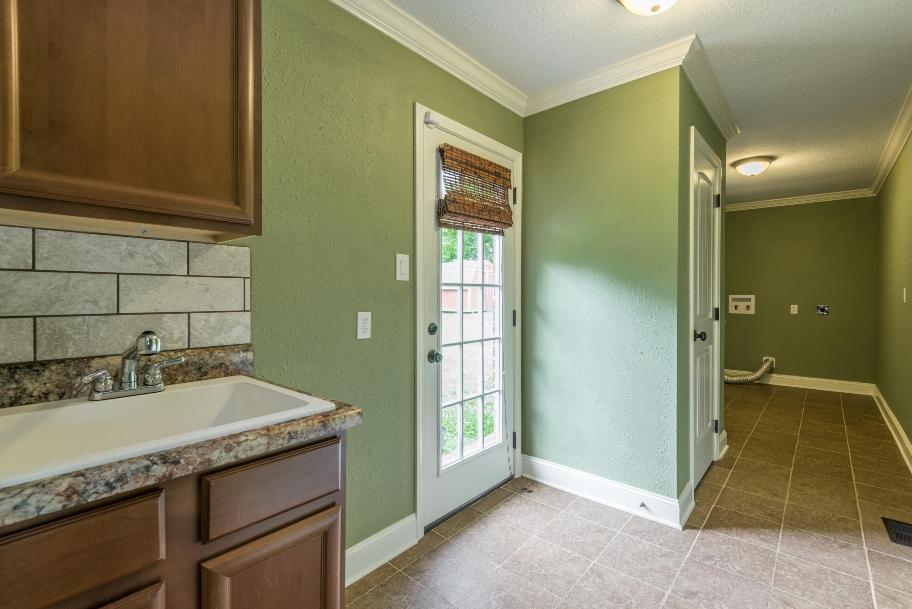 8709 East Emory Road Corryton, TN 37721 - Photo 15 of 25 8709E.EmoryRd-42