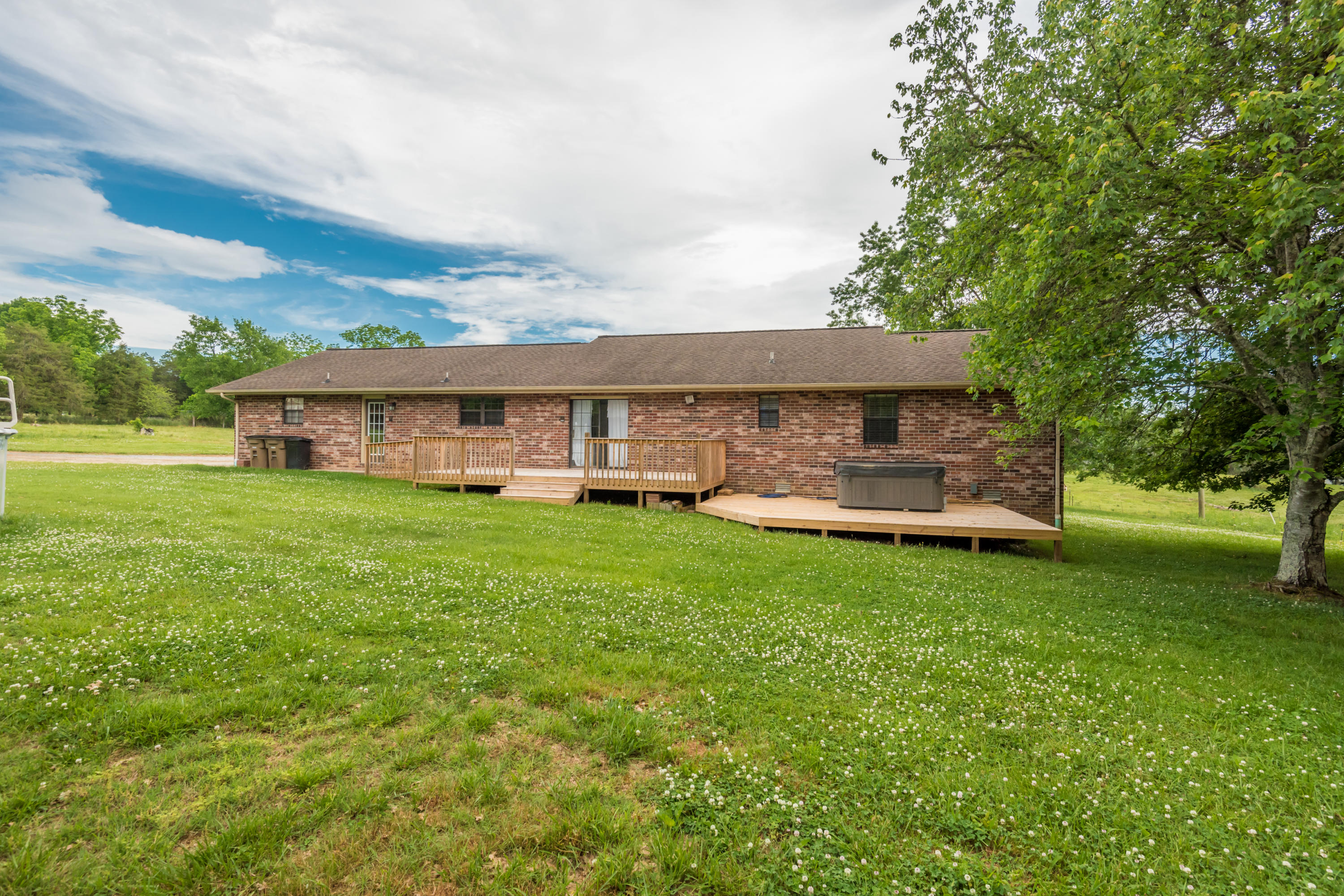 8709 East Emory Road Corryton, TN 37721 - Photo 21 of 25 8709E.EmoryRd-16