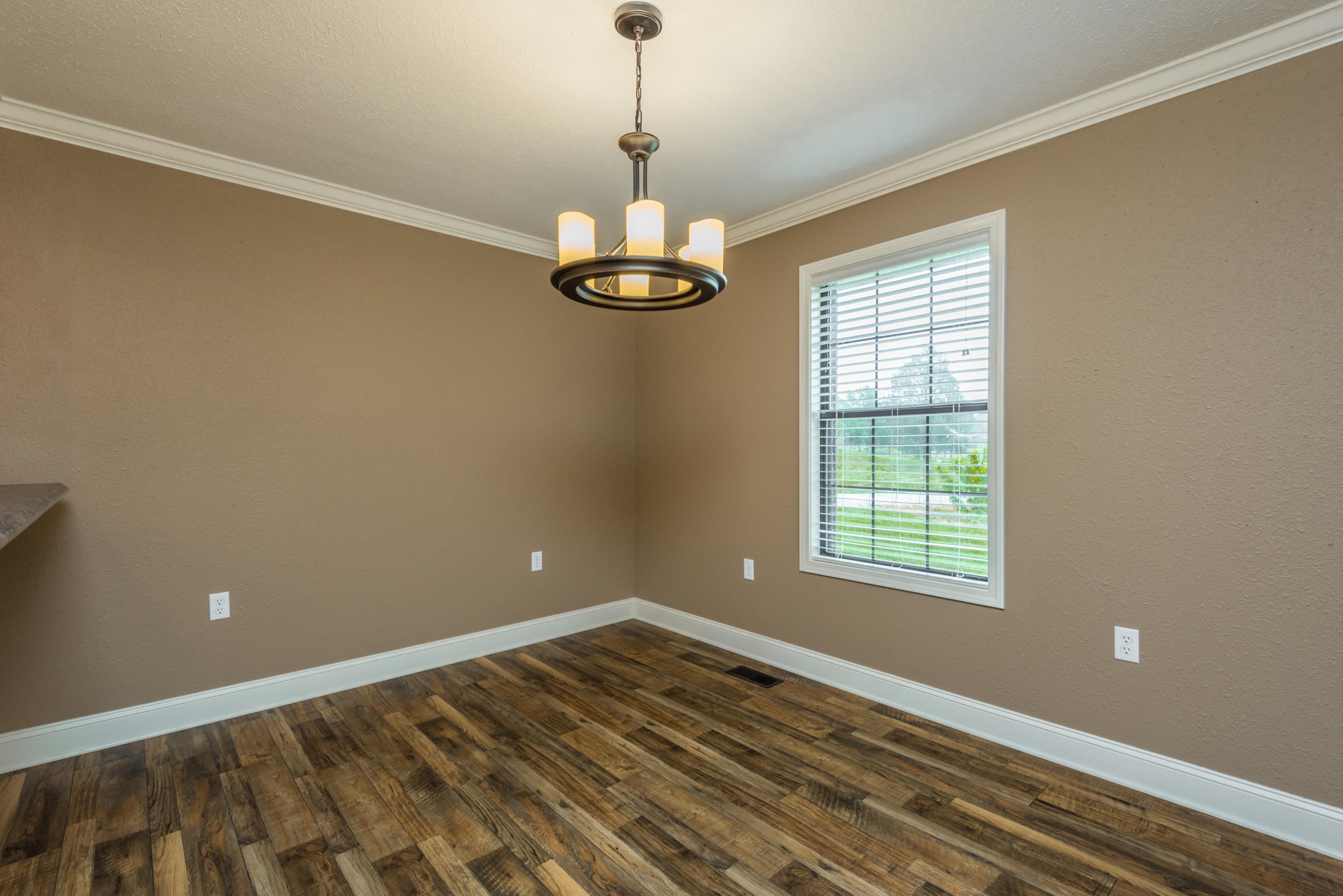 8709 East Emory Road Corryton, TN 37721 - Photo 7 of 25 8709E.EmoryRd-26