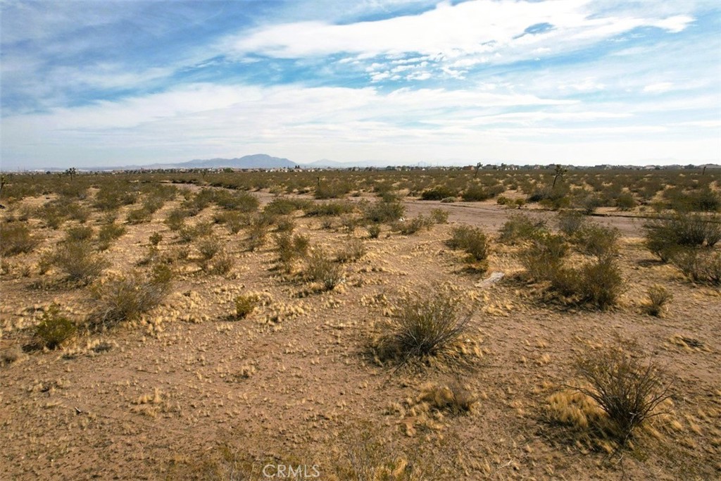 8 Maricopa Road Victorville, CA 92392 - Photo 14 of 14 a view of city and mountain