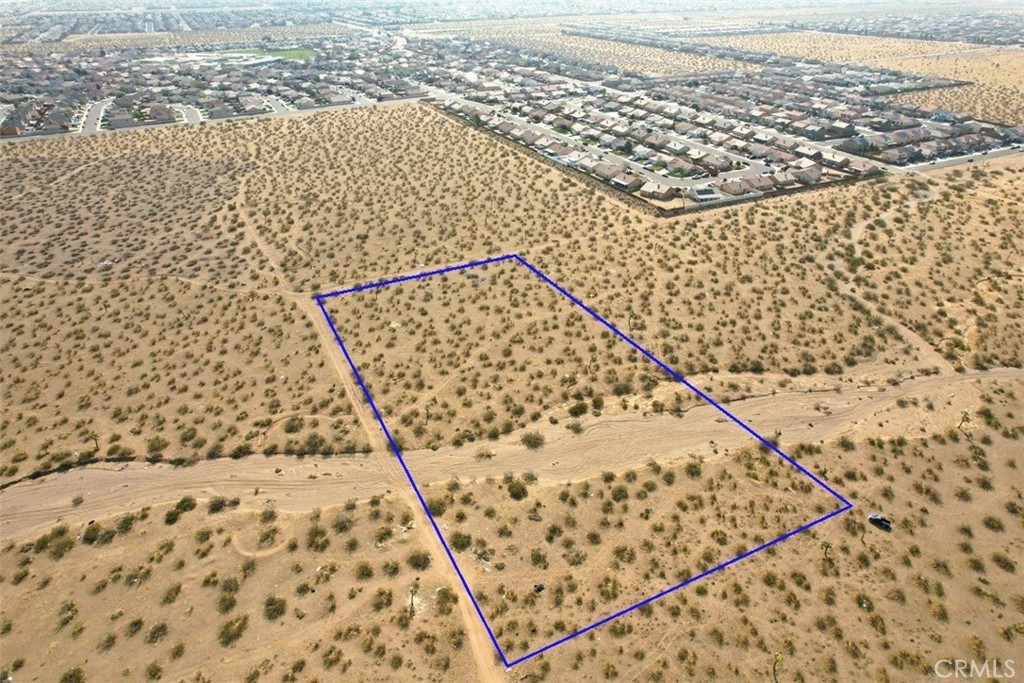 8 Maricopa Road Victorville, CA 92392 - Photo 4 of 14