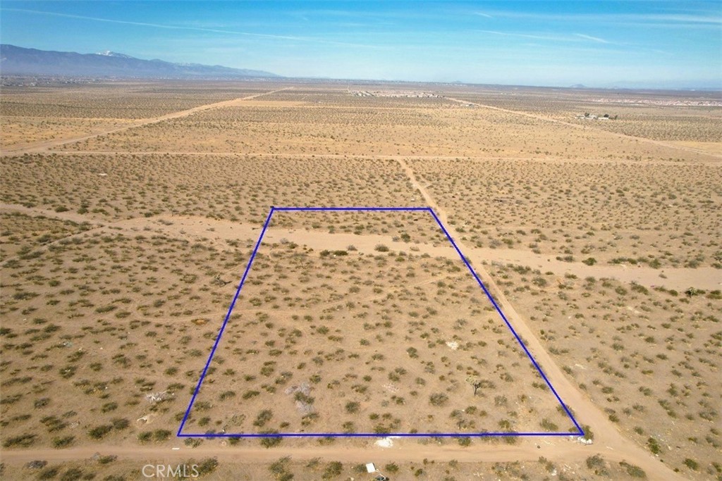 8 Maricopa Road Victorville, CA 92392 - Photo 8 of 14 a view of an ocean beach