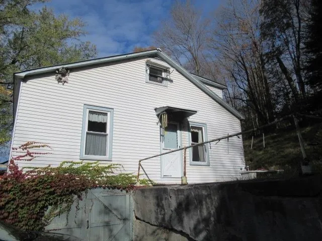$175,000 | 46 Ledgeside Terrace, Hartford, VT 05001