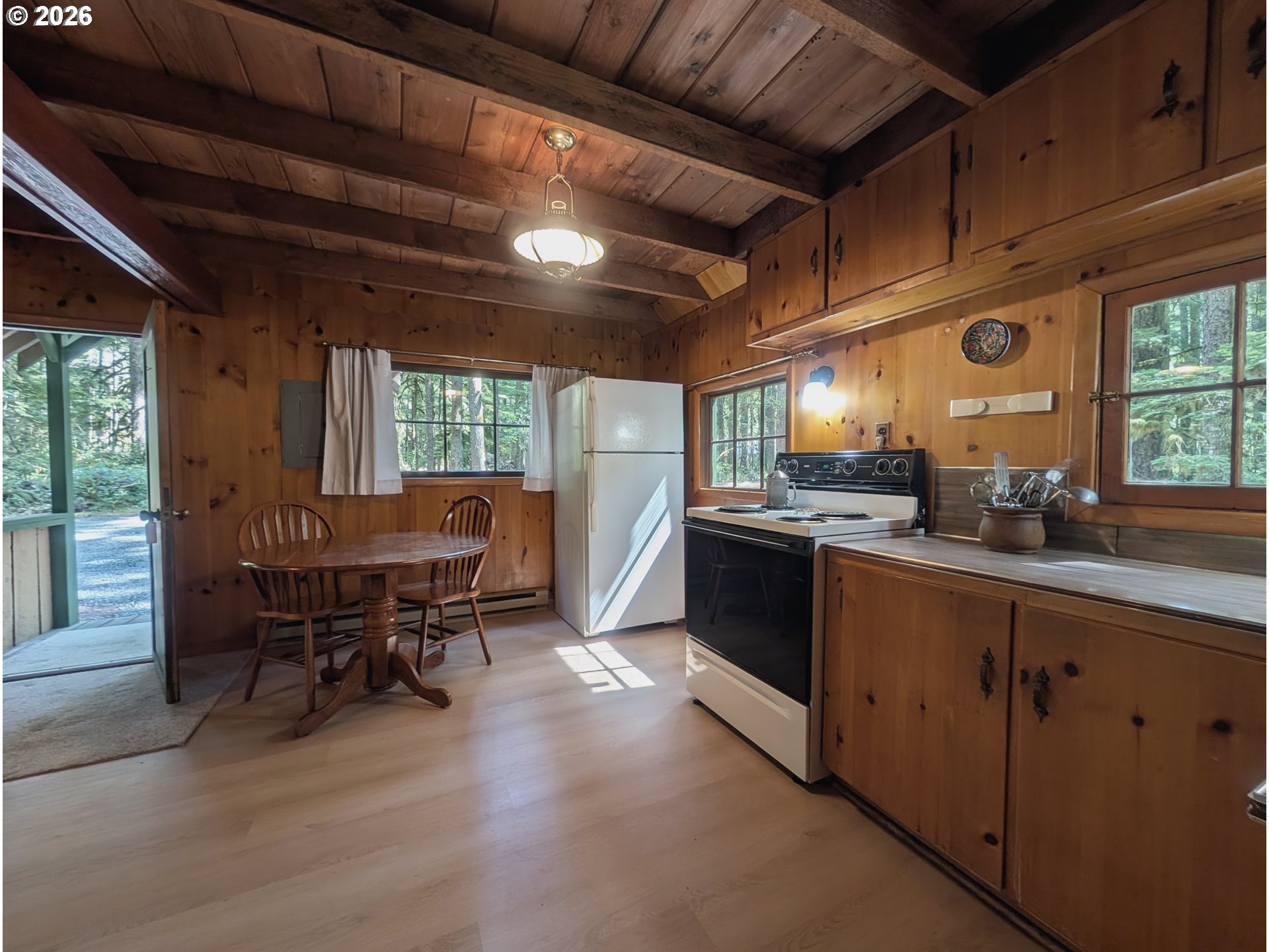 75192 Road 28 A Rhododendron, OR 97049 - Photo 14 of 33 Gallery Image 14