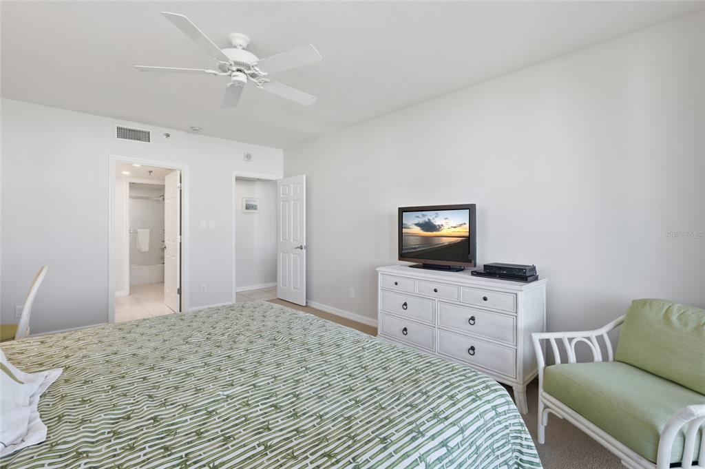 1425 Gulf Of Mexico Drive, Unit 408 Longboat Key, FL 34228 - Photo 26 of 45