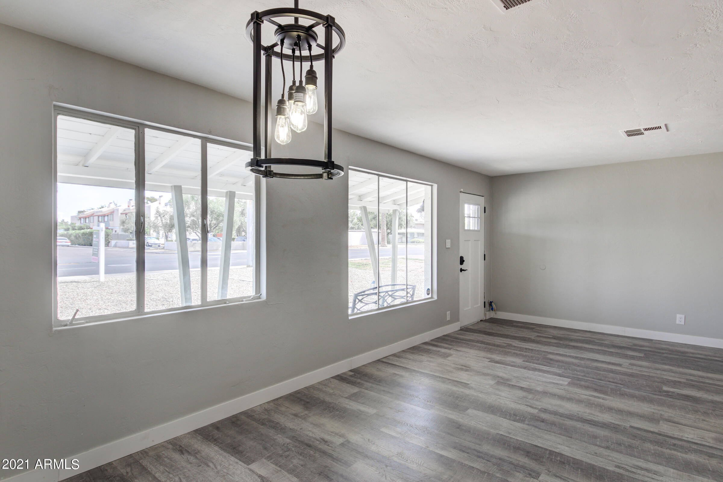 1349 East Osborn Road Phoenix, AZ 85014 - Photo 8 of 34 1349 E Osborn Rd-8