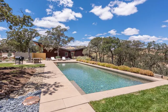 $2,850,000 | 26000 Venado Drive, Winters, CA 95694