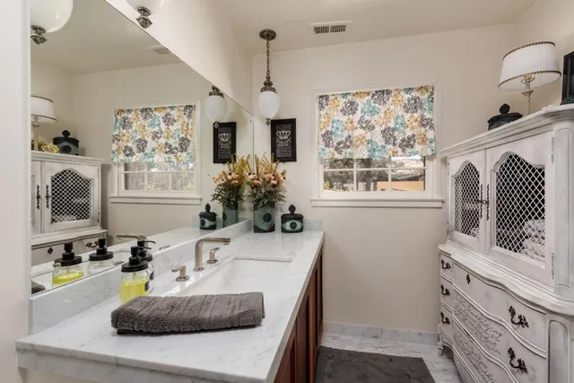 $2,850,000 | 26000 Venado Drive, Winters, CA 95694