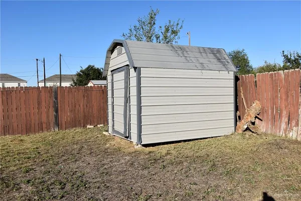 $265,000 | 704 North Drennan Street, Edinburg, TX 78541