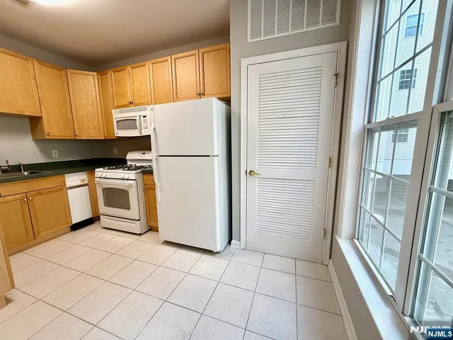 $439,000 | 200 Dey Street, Unit 262, Harrison, NJ 07029