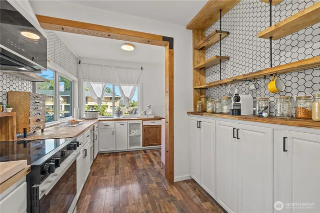 $649,999 | 518 Bennett Street, Sedro-Woolley, WA 98284