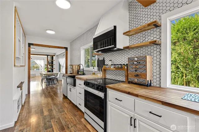 $649,999 | 518 Bennett Street, Sedro-Woolley, WA 98284