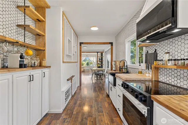 $649,999 | 518 Bennett Street, Sedro-Woolley, WA 98284