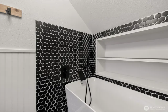 $649,999 | 518 Bennett Street, Sedro-Woolley, WA 98284