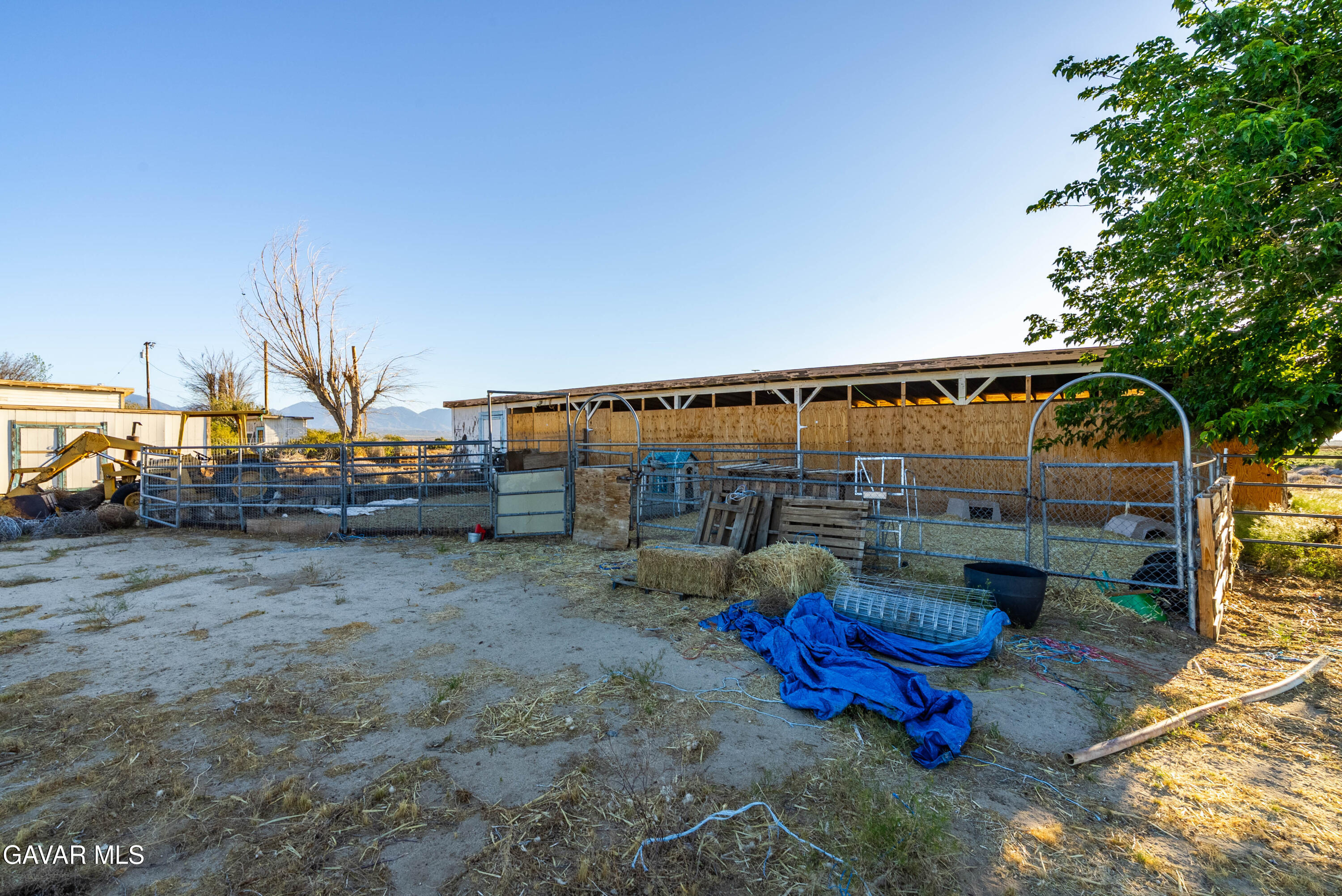 20539 East Ave R Palmdale, CA 93591 - Photo 44 of 55 a view of back yard with outdoor seating