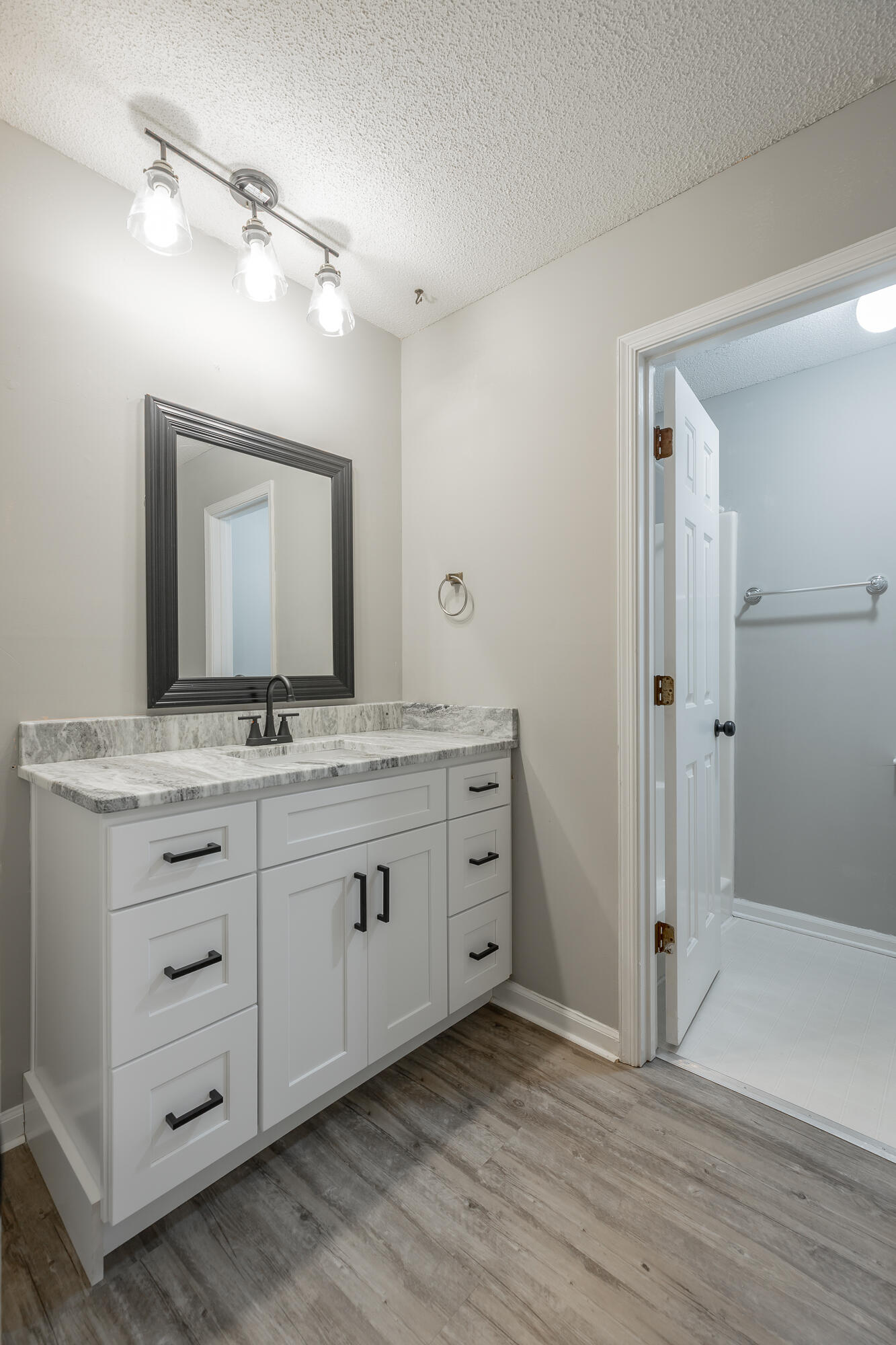 710 Hurricane Creek Road Chattanooga, TN 37421 - Photo 58 of 67 Full bath
