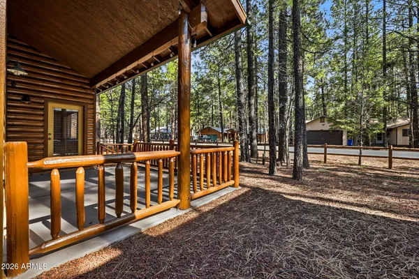 $595,000 | 3915 Elk Hollow Drive, Pinetop, AZ 85935