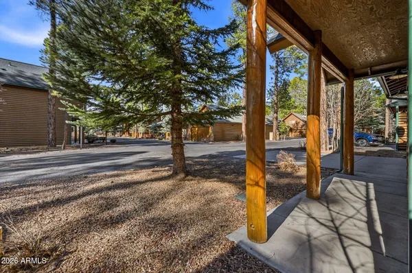 $595,000 | 3915 Elk Hollow Drive, Pinetop, AZ 85935