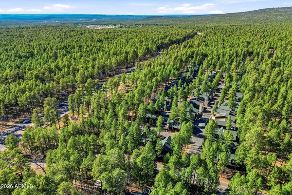 $595,000 | 3915 Elk Hollow Drive, Pinetop, AZ 85935