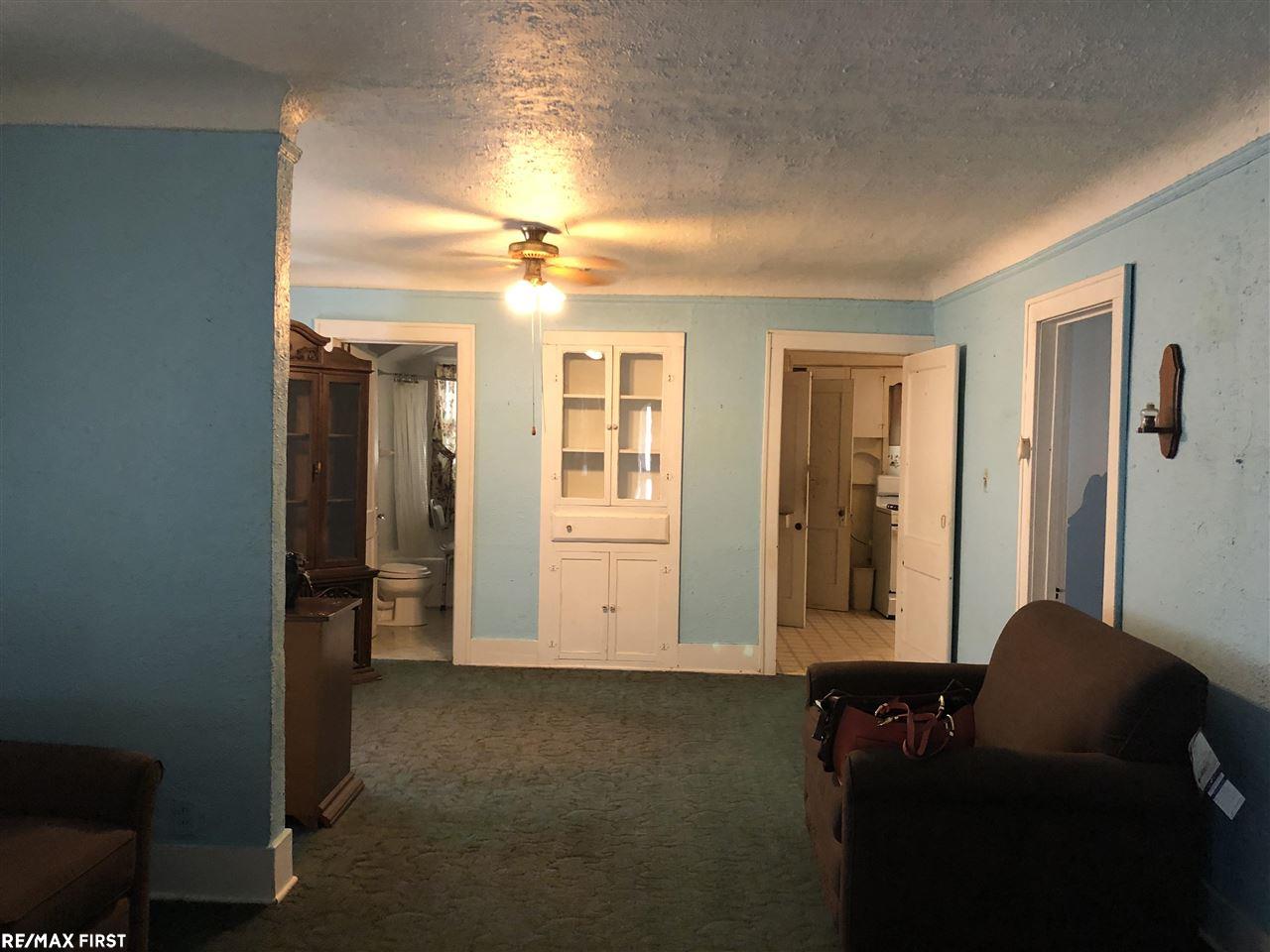 8228 Toepfer Road Warren, MI 48089 - Photo 13 of 17