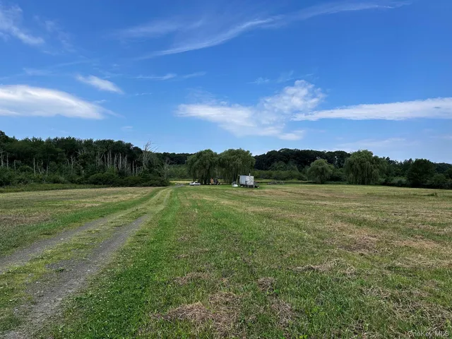a view of outdoor space with mountain view
