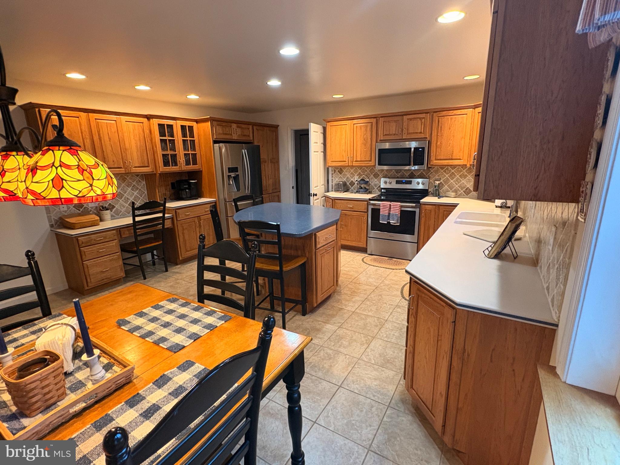 52 Hess Road Boyertown, PA 19512 - Photo 26 of 101 Warm and inviting kitchen space.