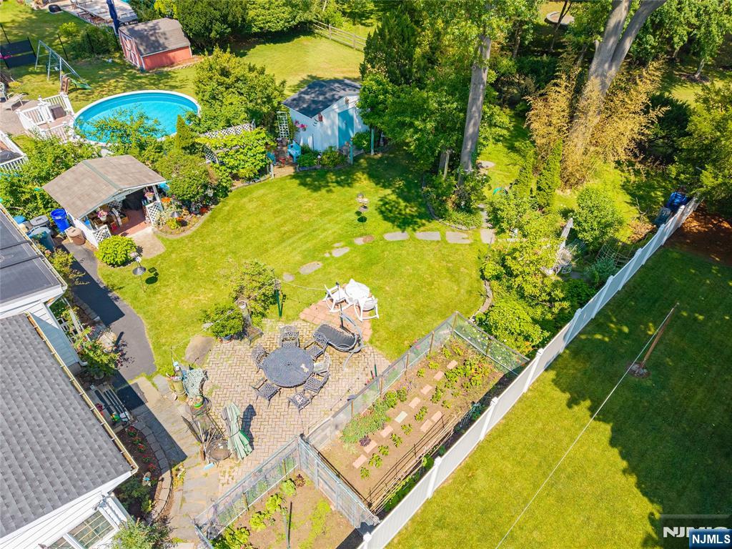 804 Saddle River Road Saddle Brook, NJ 07663 - Photo 32 of 37
