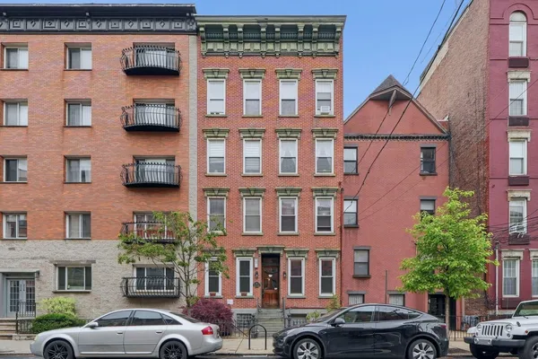 $585,000 | 218 Willow Avenue, Unit 1R, Hoboken, NJ 07030