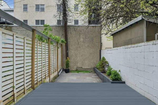 $585,000 | 218 Willow Avenue, Unit 1R, Hoboken, NJ 07030