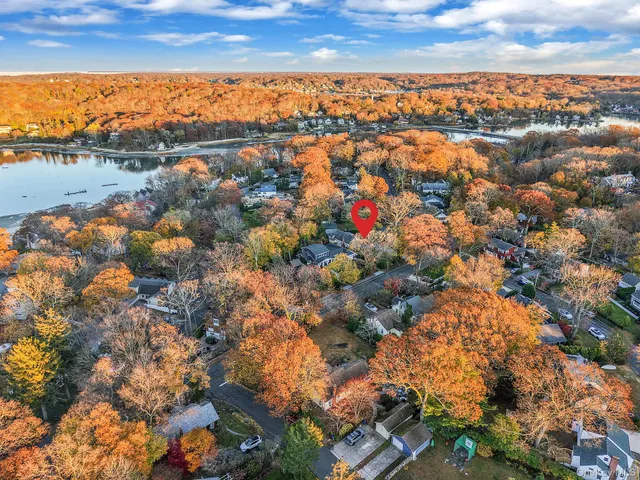 an aerial view of multiple house