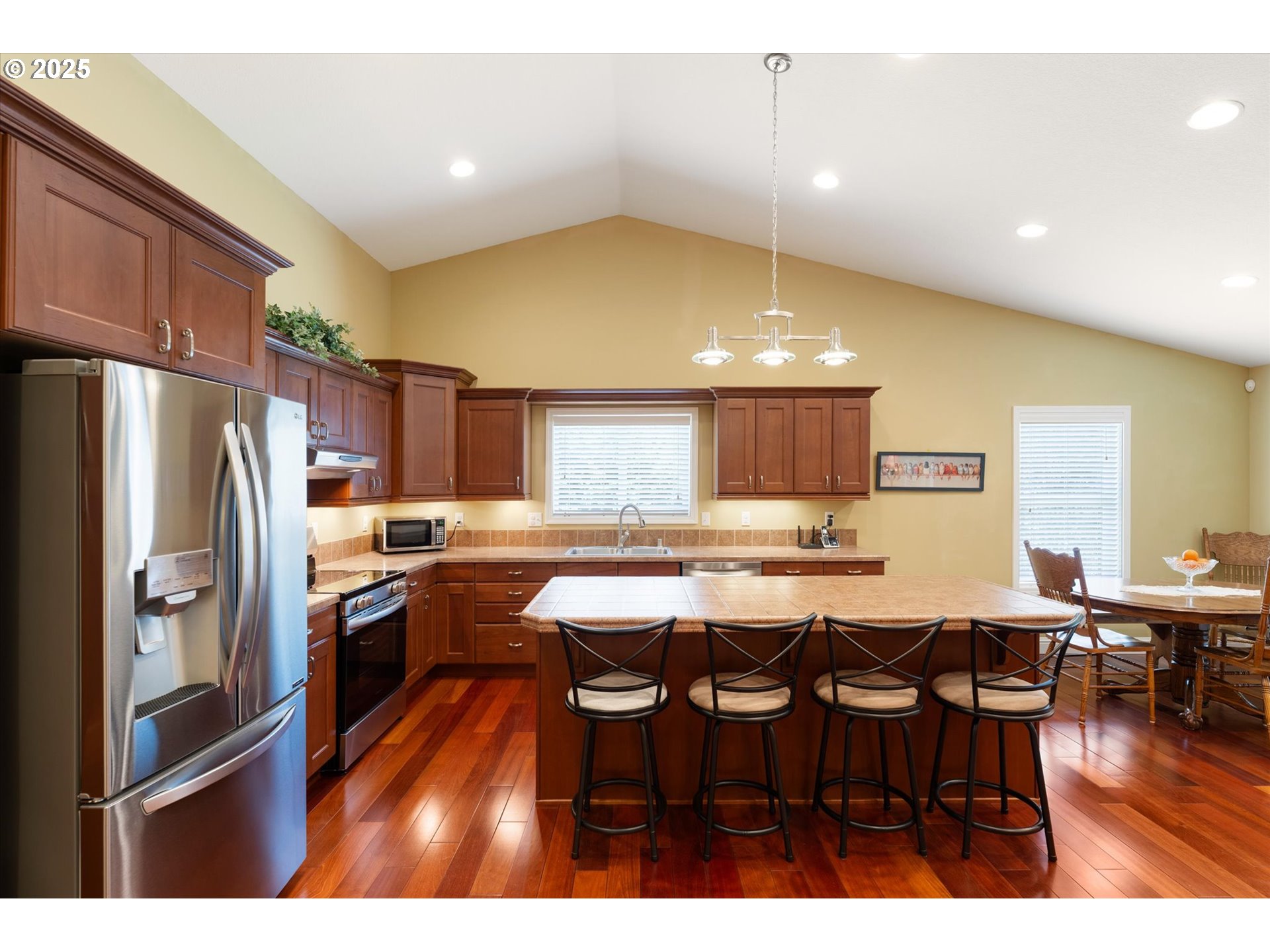 121 Talkeetna Heights Road Longview, WA 98632 - Photo 11 of 45 Kitchen