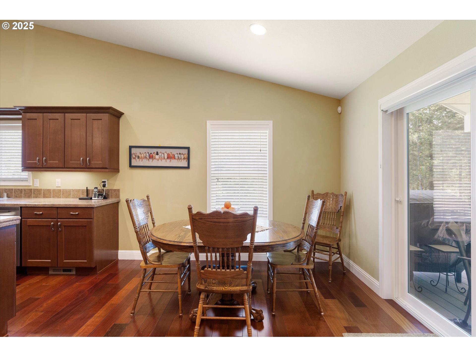 121 Talkeetna Heights Road Longview, WA 98632 - Photo 16 of 45 Dining Area