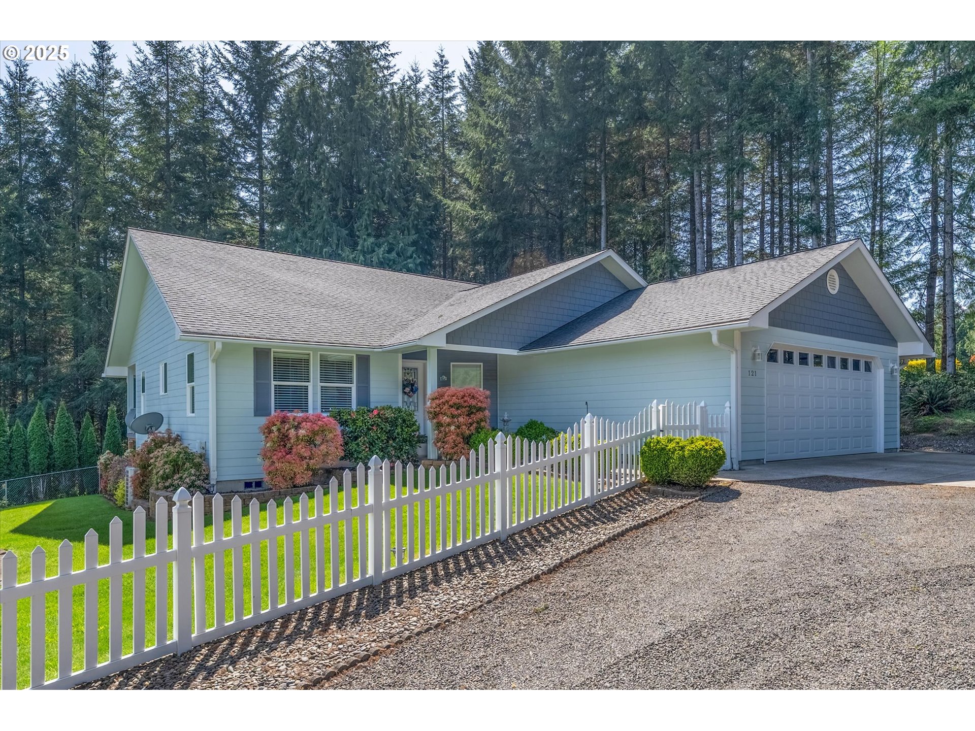 121 Talkeetna Heights Road Longview, WA 98632 - Photo 2 of 45 Front Yard