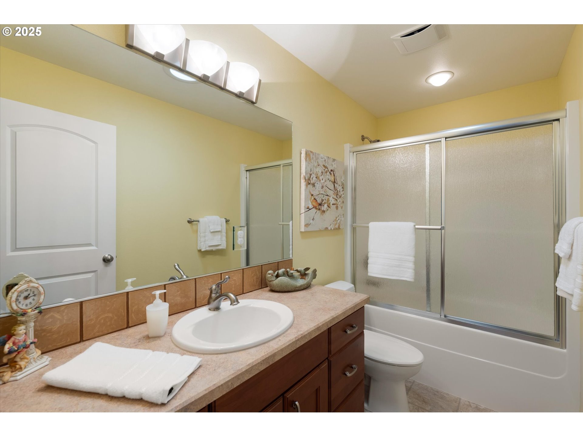 121 Talkeetna Heights Road Longview, WA 98632 - Photo 27 of 45 Bathroom