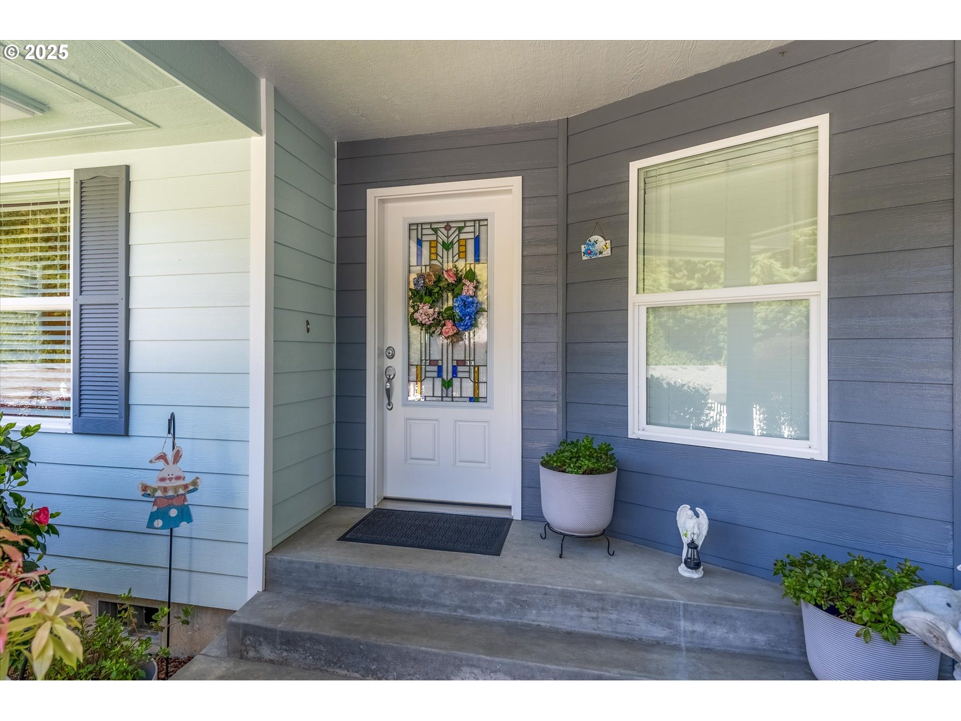 121 Talkeetna Heights Road Longview, WA 98632 - Photo 5 of 45 Porch