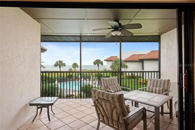 $6,000 | 5393 Gulf Of Mexico Drive, Unit 208, Longboat Key, FL 34228