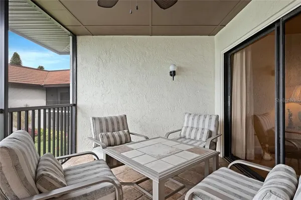 $6,000 | 5393 Gulf Of Mexico Drive, Unit 208, Longboat Key, FL 34228