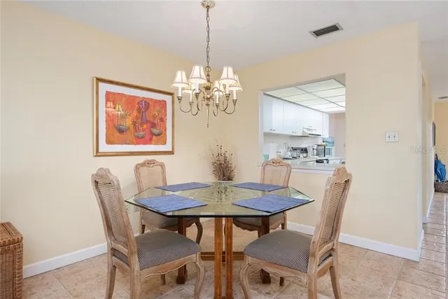 $6,000 | 5393 Gulf Of Mexico Drive, Unit 208, Longboat Key, FL 34228