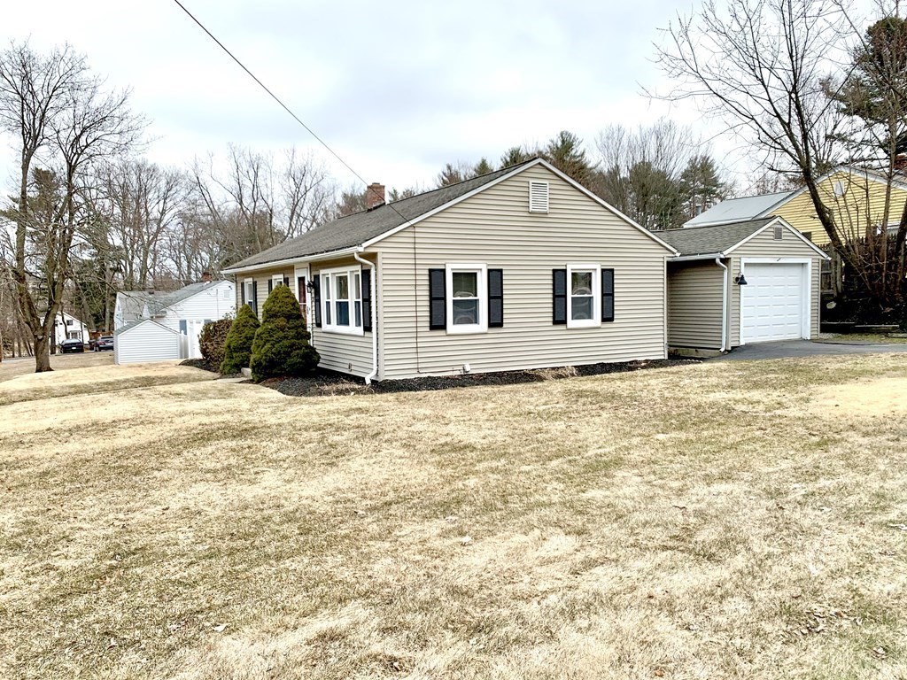 3 Prentice Avenue Auburn, MA 01501 - Photo 2 of 27